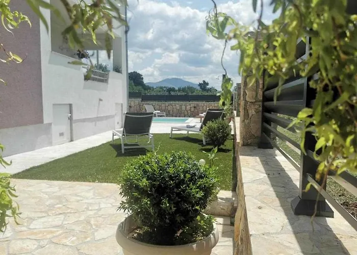 Silence With Pool Near Krka National Park