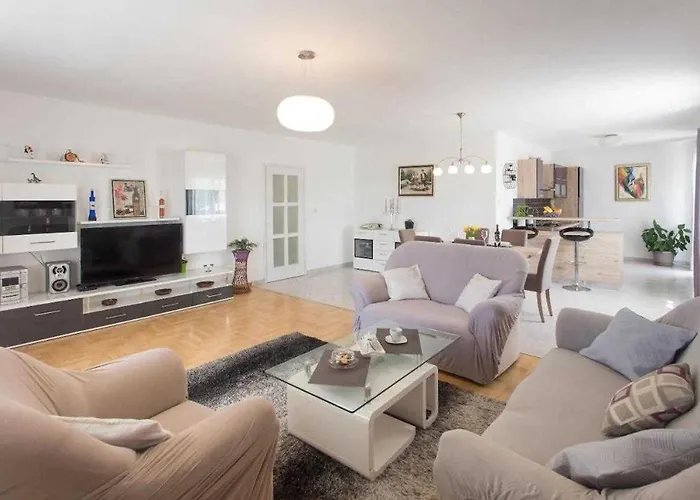 Silence With Pool Near Krka National Park